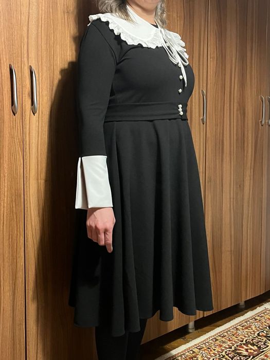 Rochie neagra marimea 44
