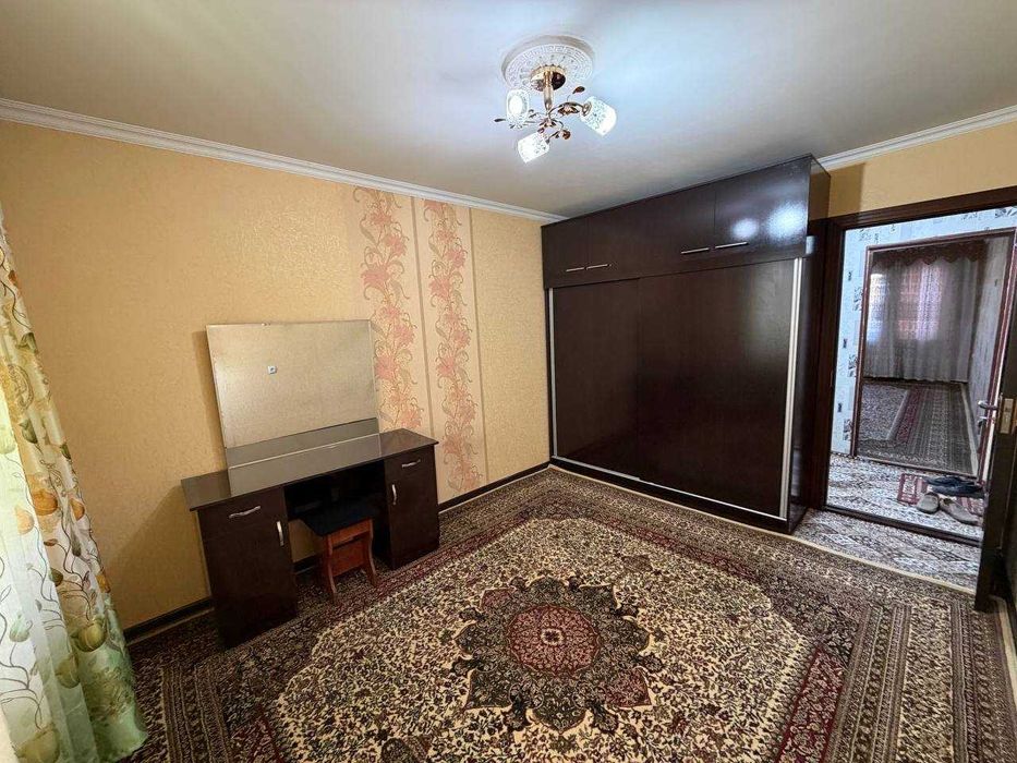 Продаётся 2х комн квартира на 3 этаже Ор-р Гуливер