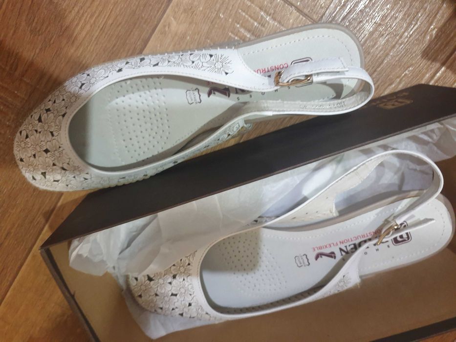 Летняя женская обувь