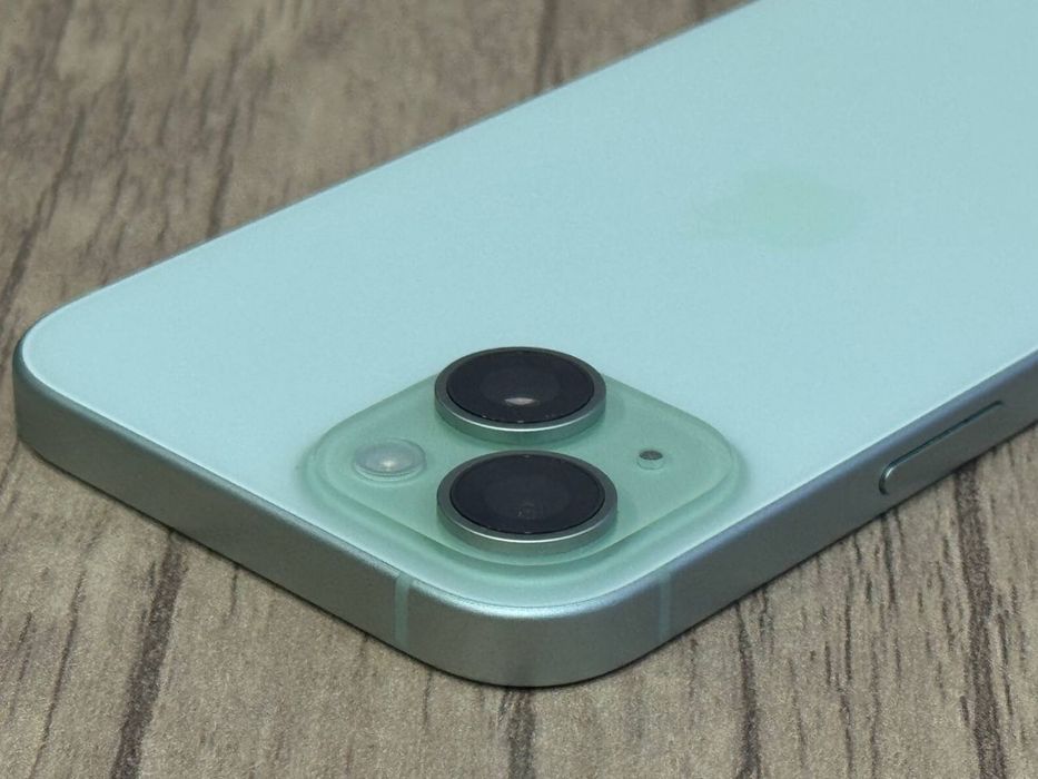 iPhone 15 128Gb Green