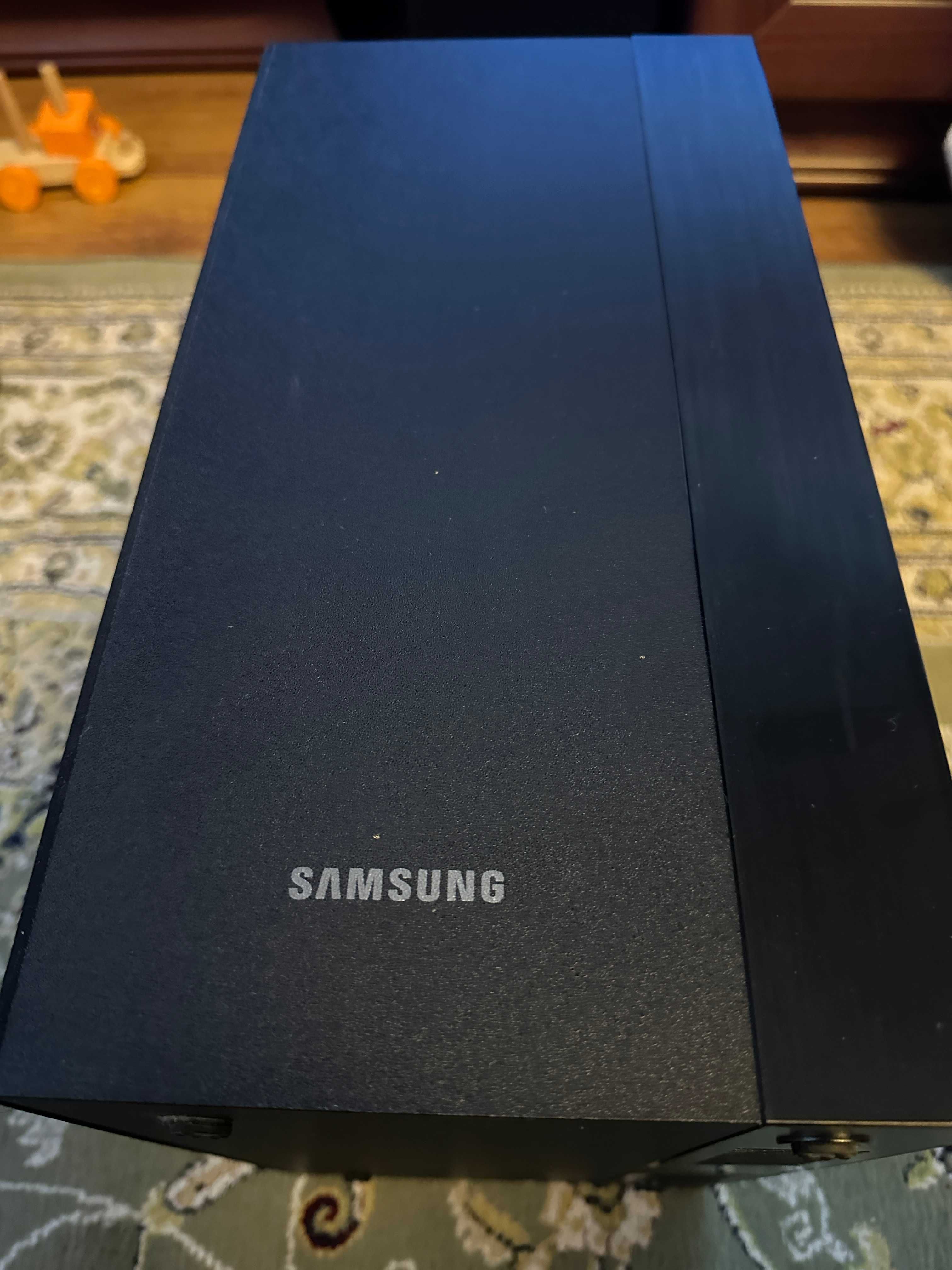 Soundbar Samsung HW-K450, 300W, 2.1 -  Черен