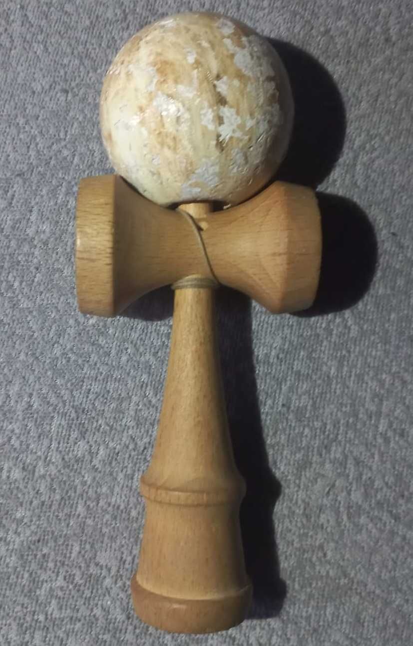 Kendama 'LearnKendama' glossy ball