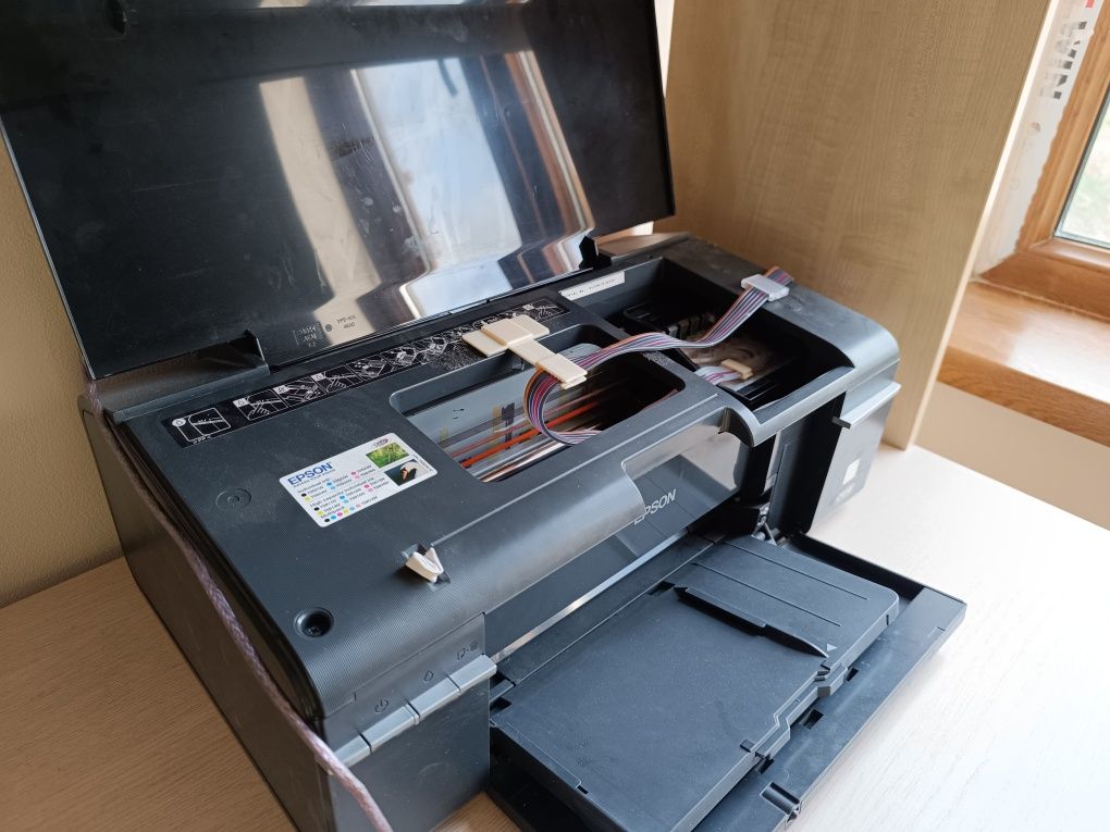 Цветной струйный принтер Epson T50