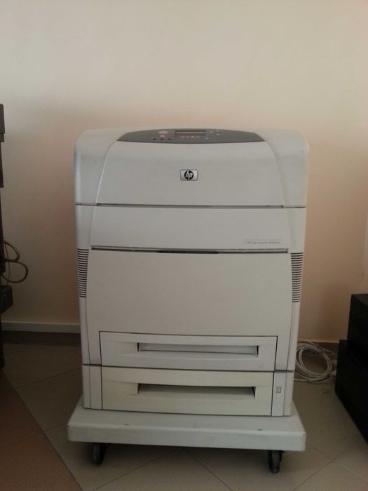 Цветен лазерен принтер HP Laser Jet 5550