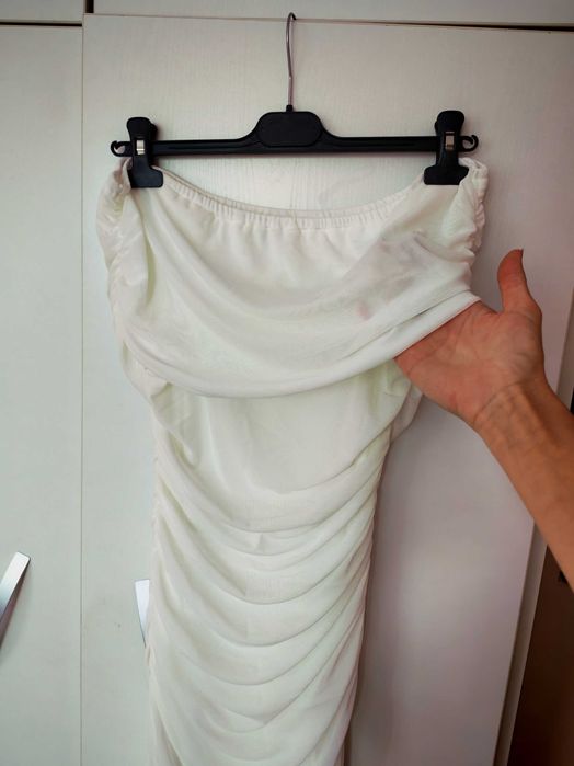 Бяла рокля shein