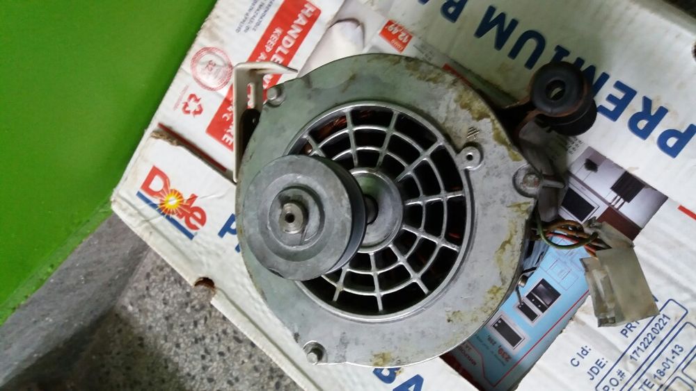 Електромотор момофазен