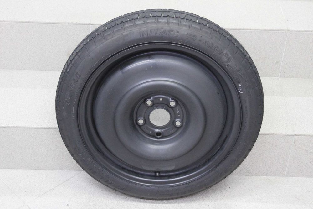 Резервна гума (патерица) 17" 5х114,3 Toyota Avensis, Auris, Corolla
