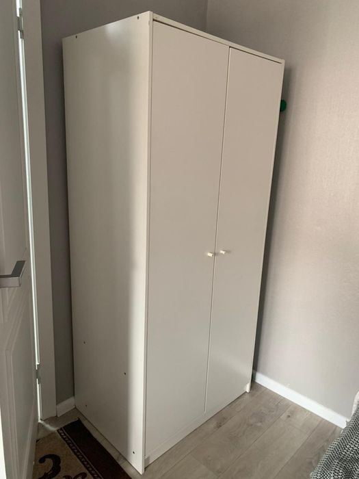 Шкаф Икея белого цвета