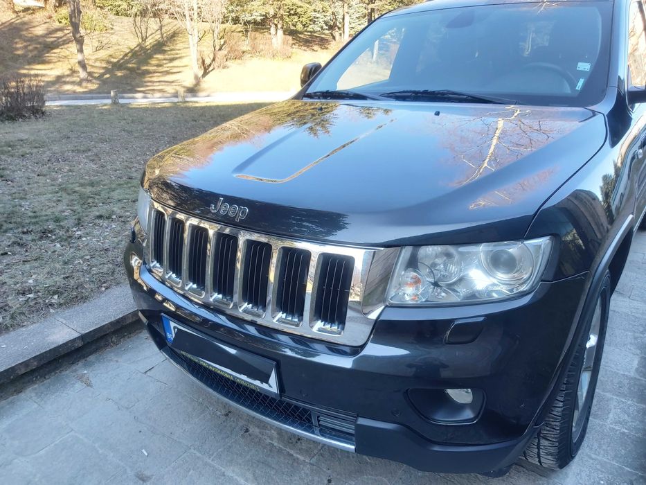 Ляв фар за Jeep Grand Cherokee WK2