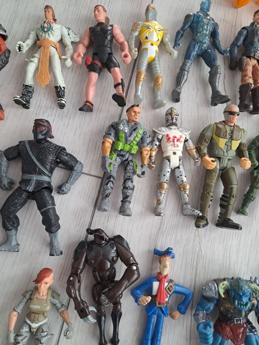 Figurine omuleti personaje hasbro marvel soldati jucarii