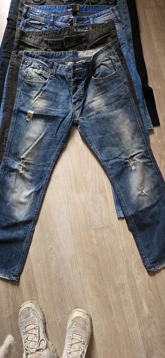 12 perechi de jeans , H& M , Terranova etc