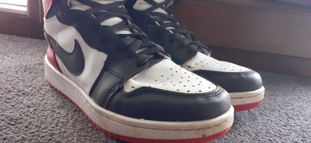Jordan 1    marime 39-40 eu