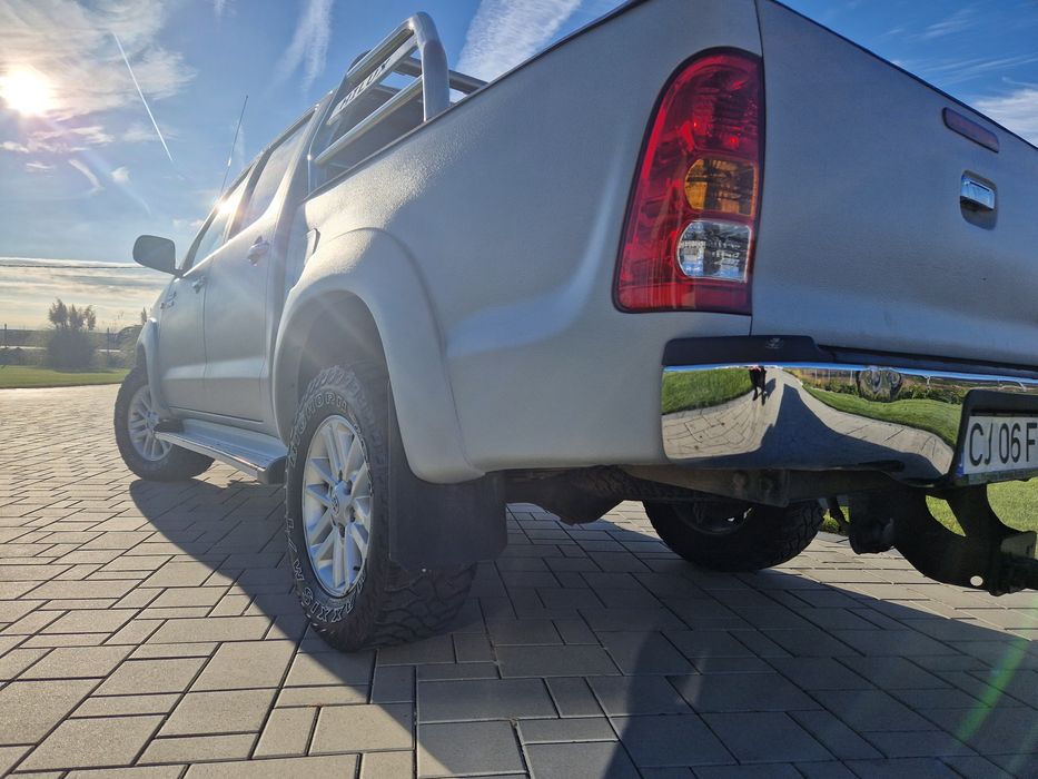 Toyota Hilux Automată 3000 cm³