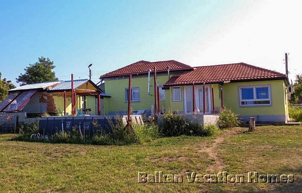 Продава се Къща в Тервел - 100 кв.м за 679 €/кв.м - Снимка #15