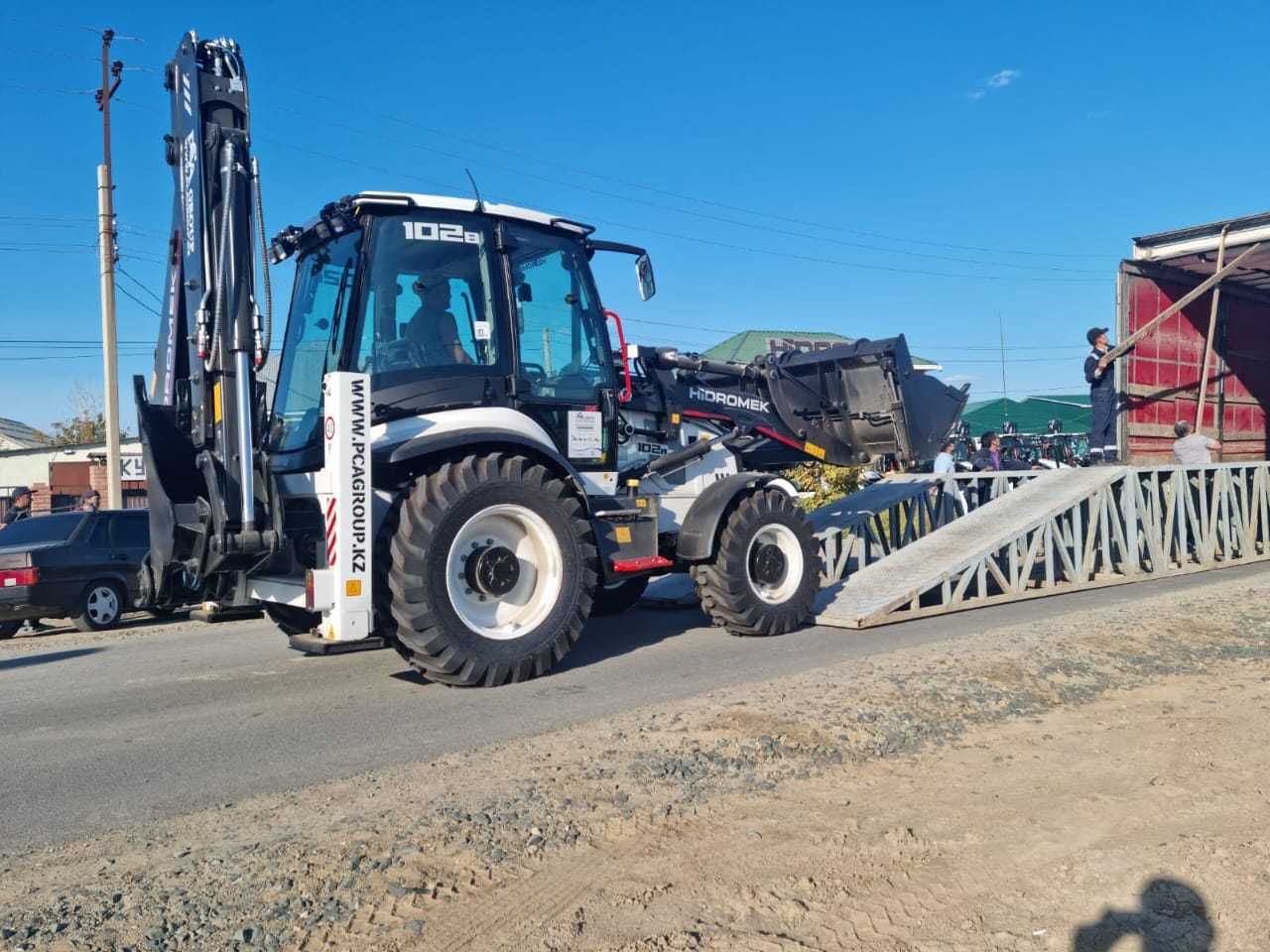Экскаватор-погрузчик Hidromek 102B K4 A5
