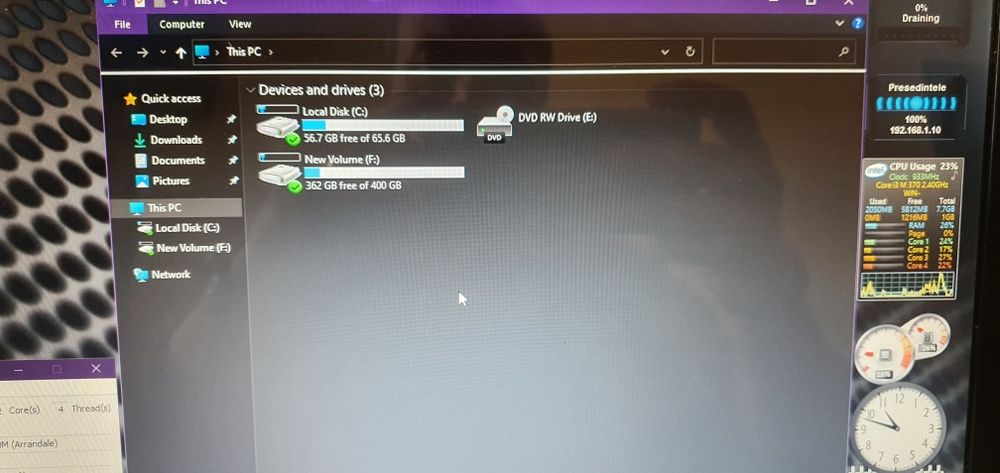 Vând laptop Packard Bell by Acer