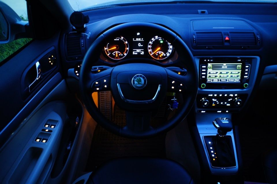 Пересвет салона авто, пересвет щитка приборов