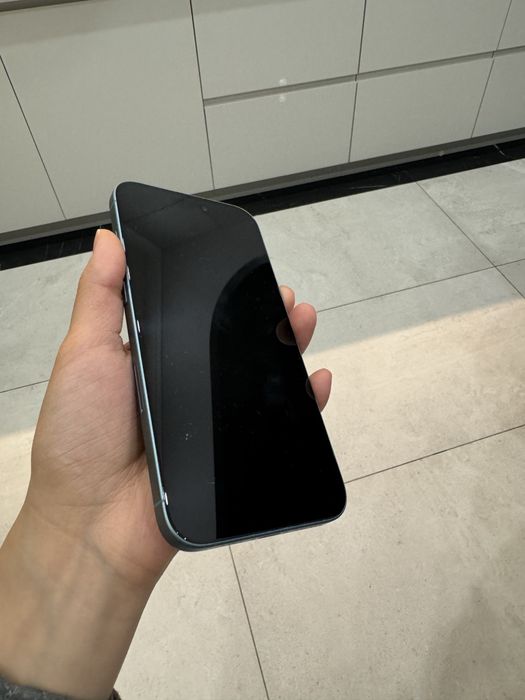 Iphone 16 plus 256gb почти новый