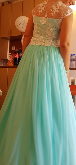 Официална рокля, цвят мента