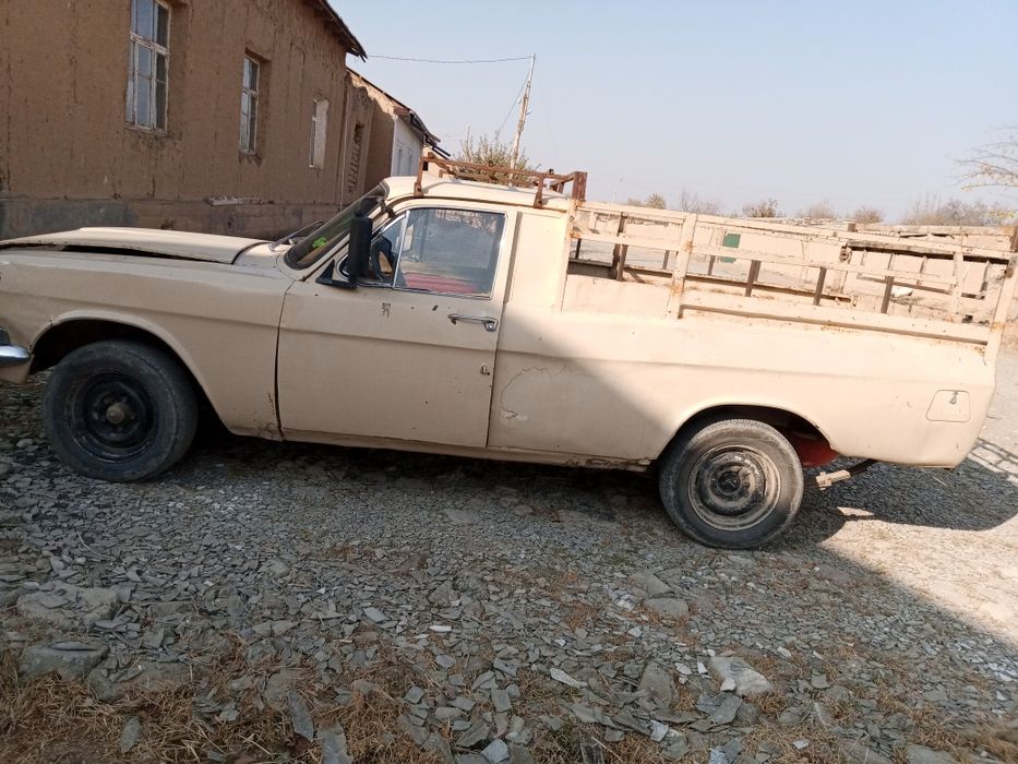 Волга газ 2411  пикап сотилади