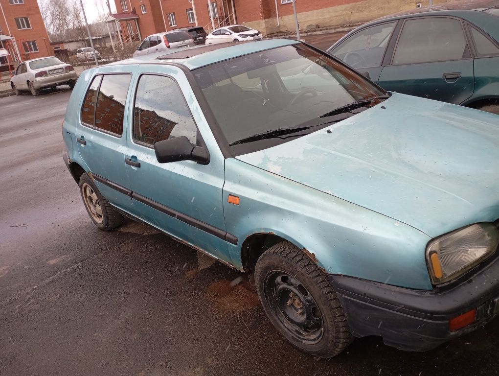 Продам гольф 3 1.6