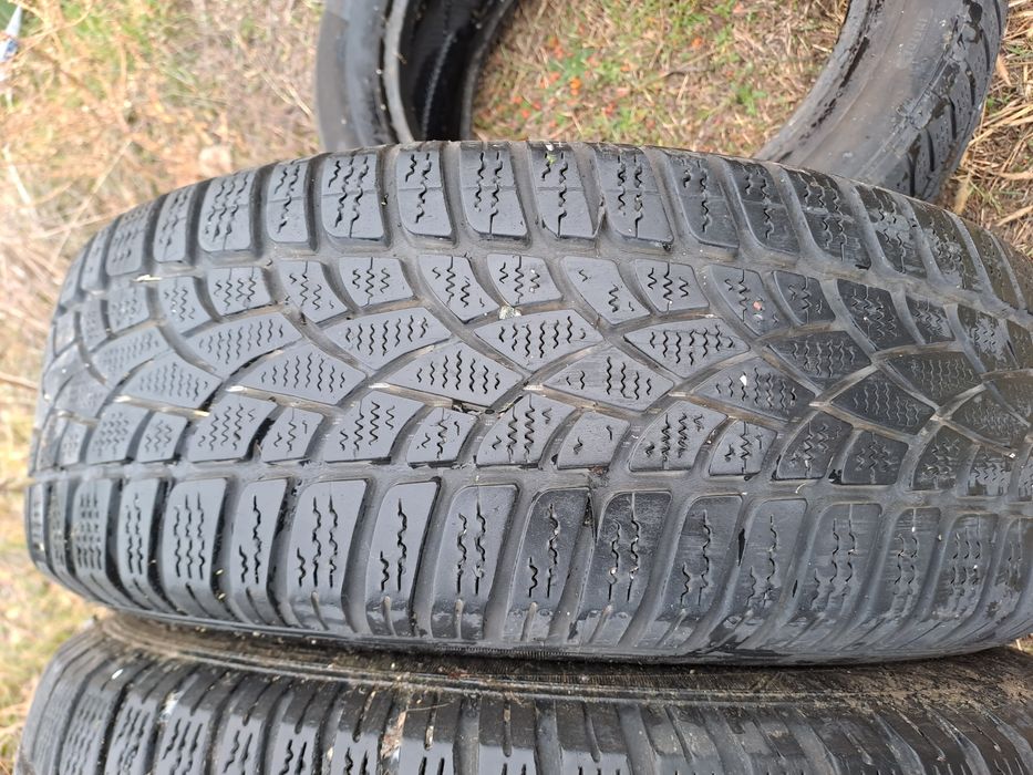 4бр. 15" 5Х112мм + 4бр. Зимни 195/65/15 Dunlop SP Winter Sport 3d