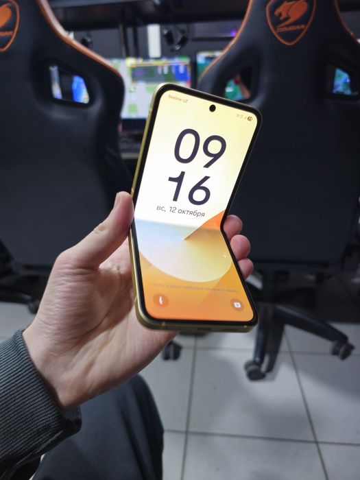 Срочно z flip 6 сотилади