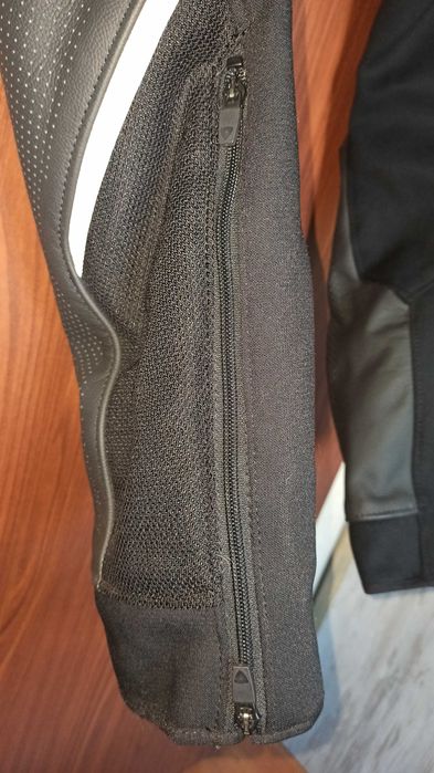 Продавам  Revit Ignition 4 H2O  Мото панталон