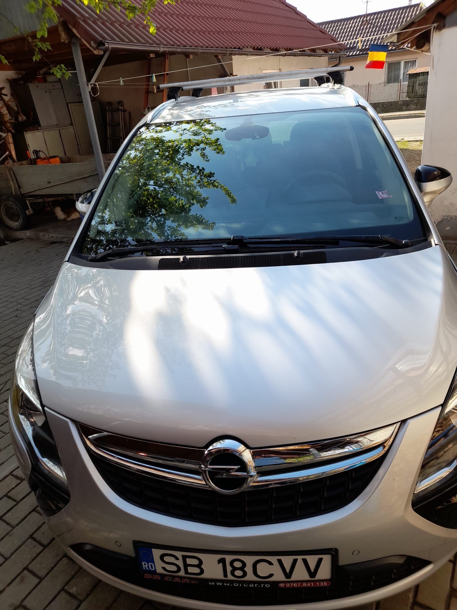 Opel Zafira cu 7 locuri