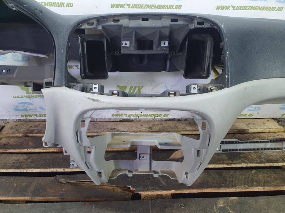 Plansa bord 84715-1e100qs Hyundai Accent MC  [din 2006 pana  2011]
