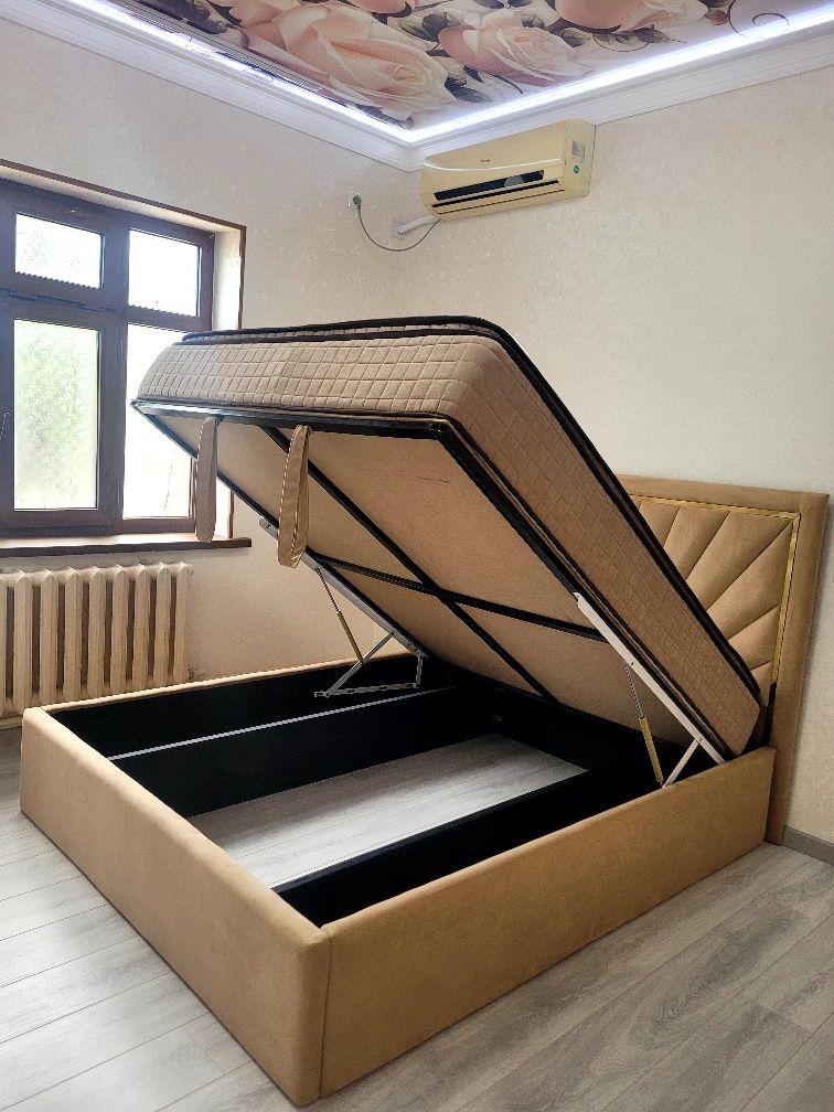 Спальня кровать из качественной мебели новый
