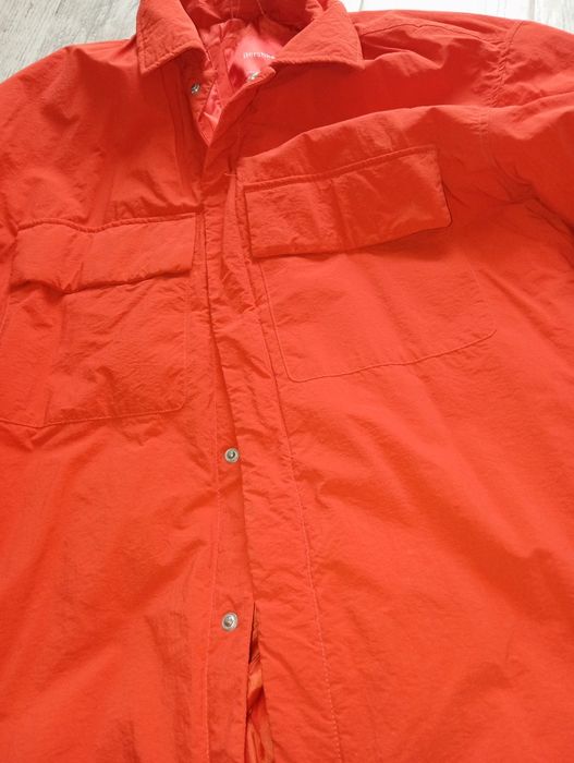 Vând Geaca de primăvară Bershka