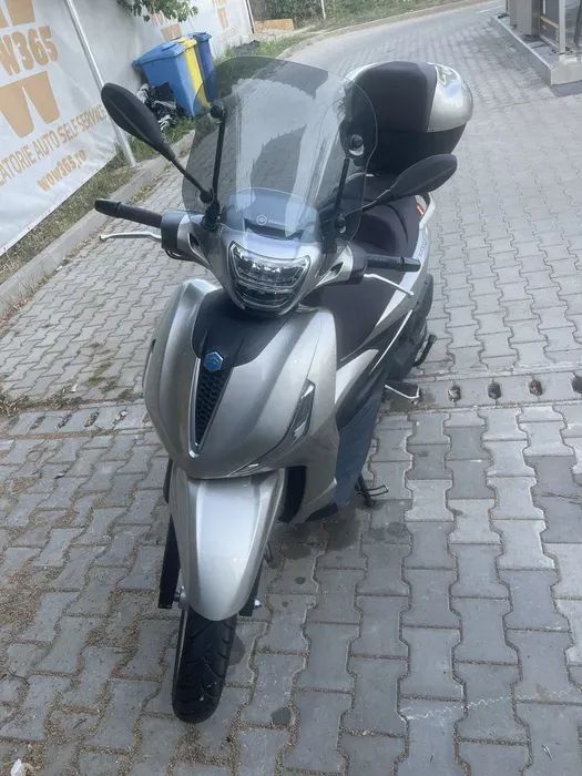 Piaggio Beverly