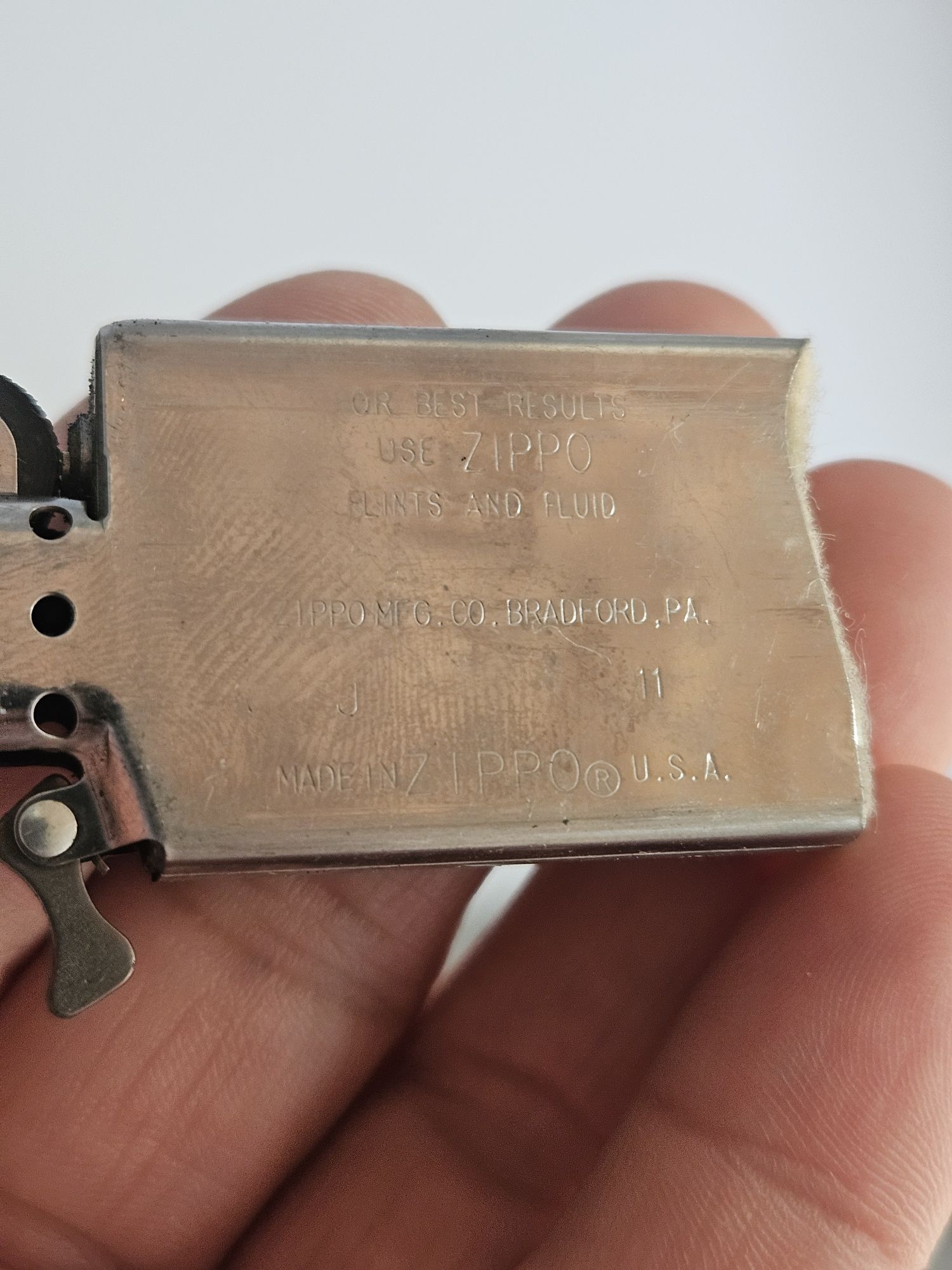 Bricheta zippo de colecție slim
