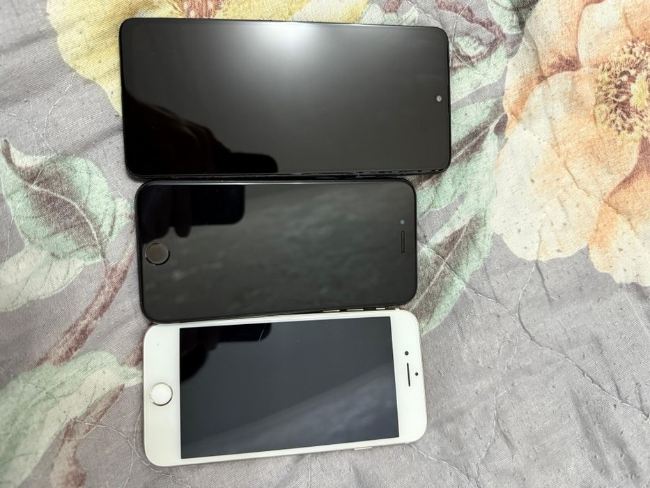iPhone 7 Samsung A51