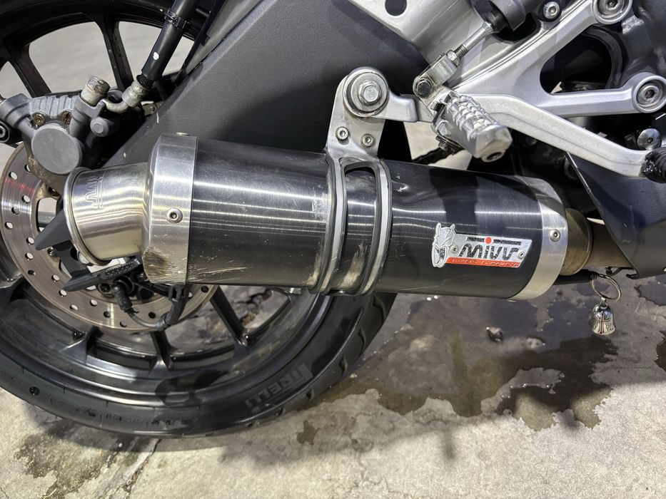 Motocicleta YAMAHA YZF R125 cc