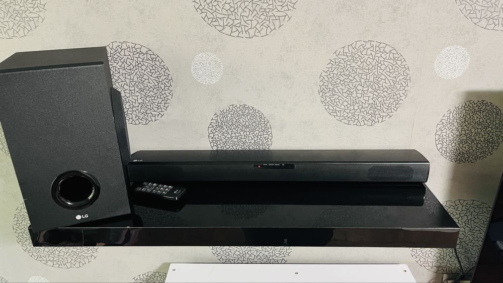 Lg  soundbar SPJ2B-Wo