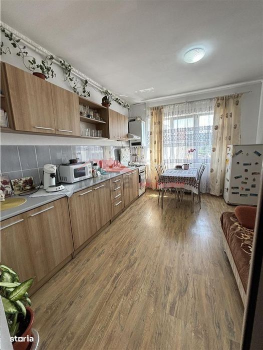 Garsoniera generoasa, str.Romana