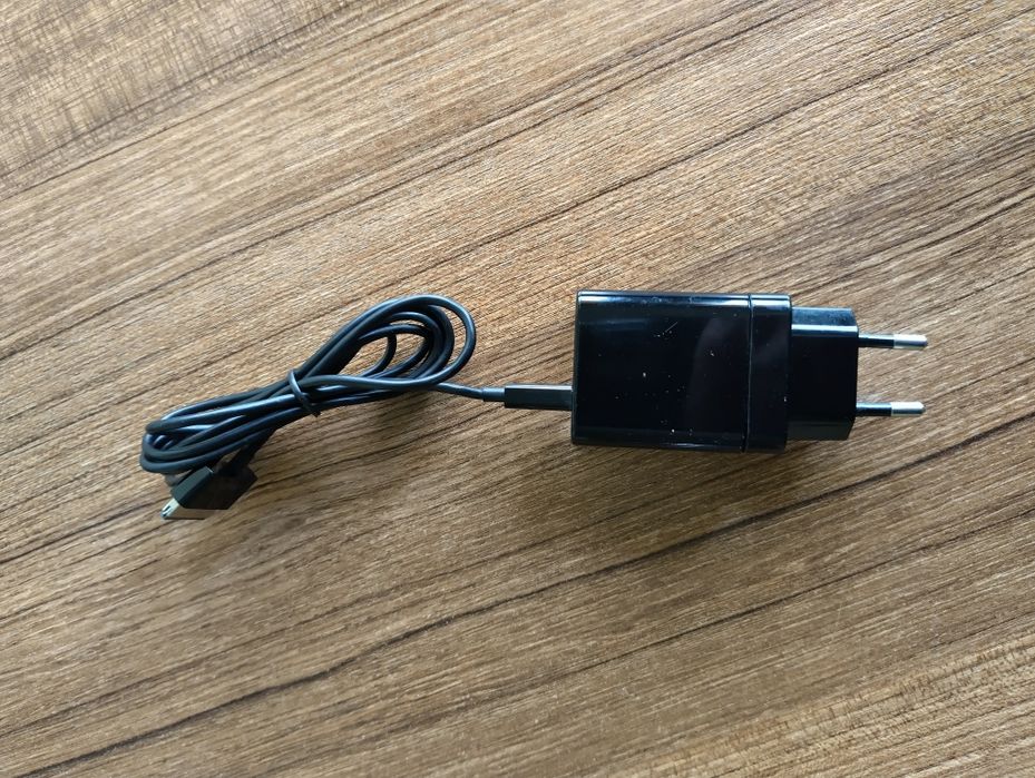Vind încărcător pentru tabletă Asus