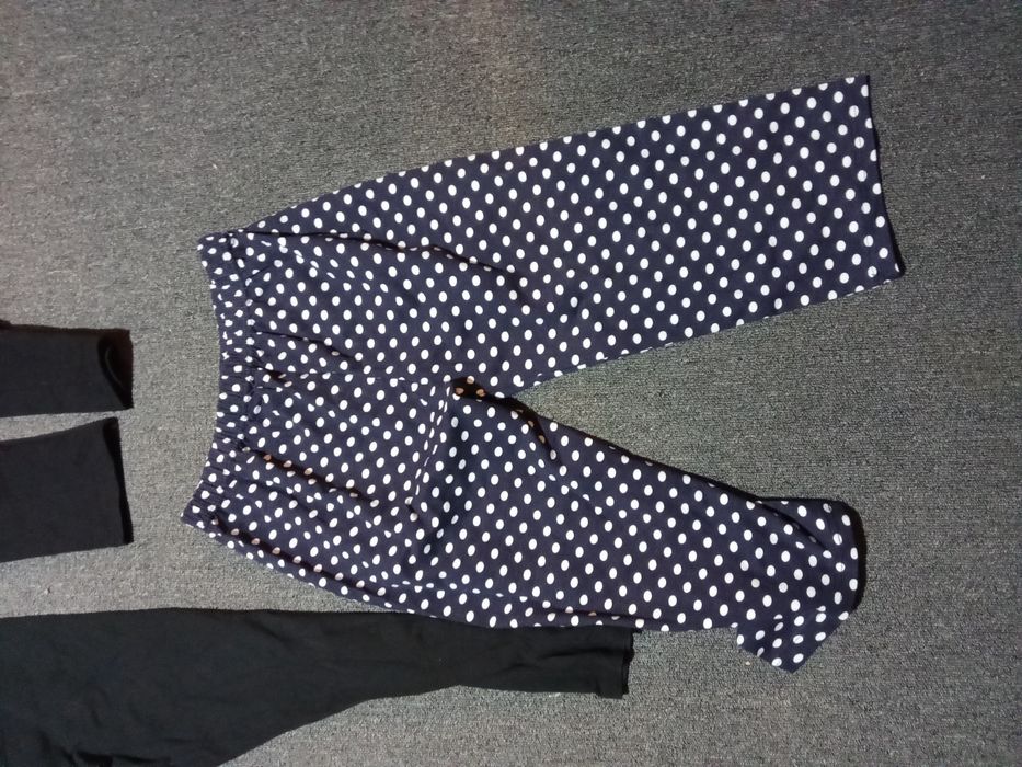 Pantaloni dama diferite modele