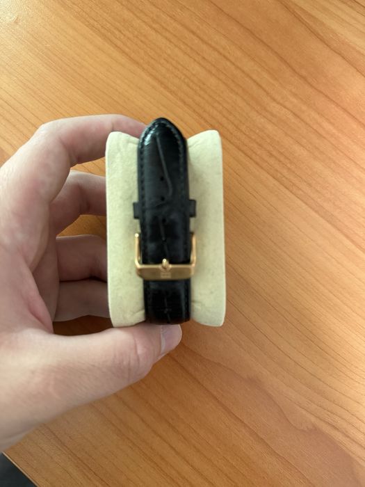 Vand ceas barbatesc elegant pentru barbati!