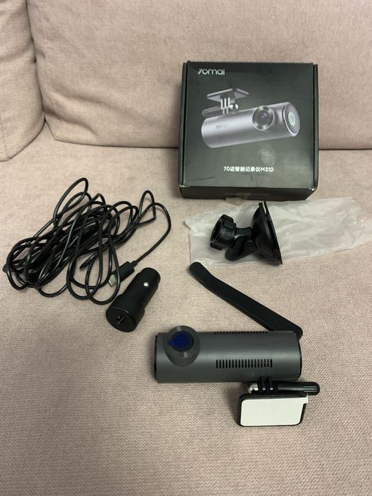 Vand camera auto  70 Mai Dash cam M310