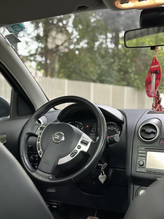 Vând Nissan Qashqai