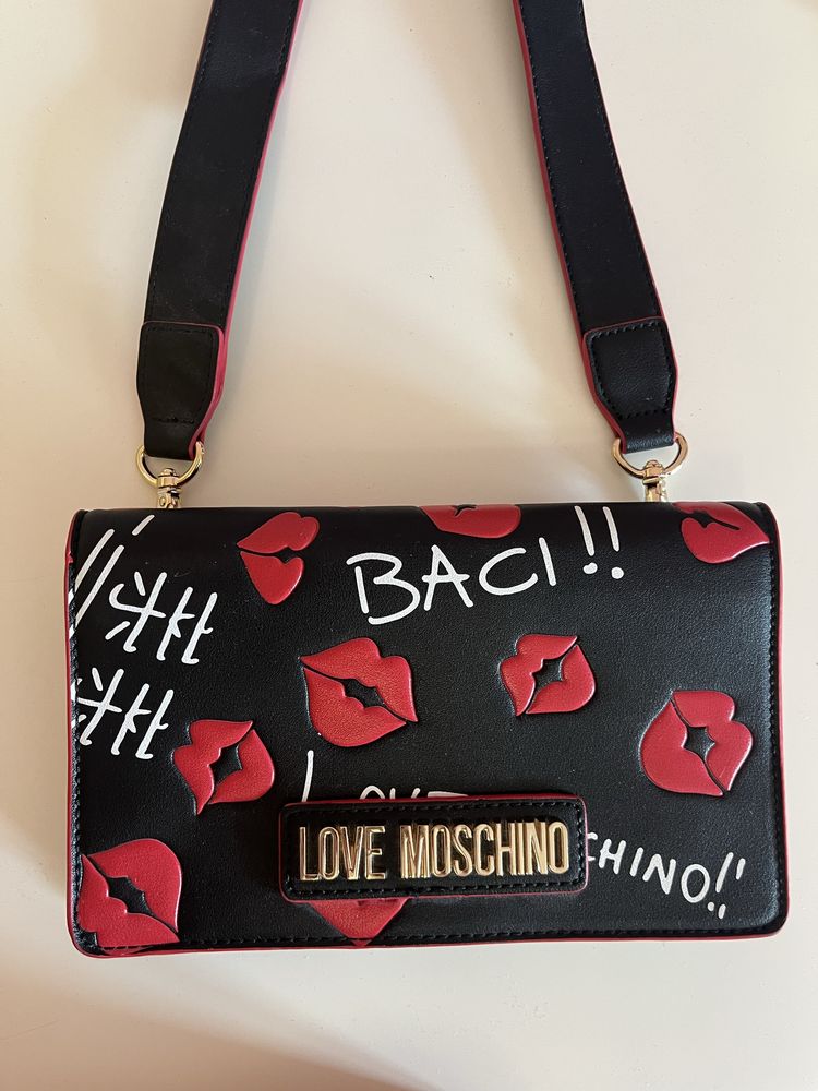 Чанта Love Moschino