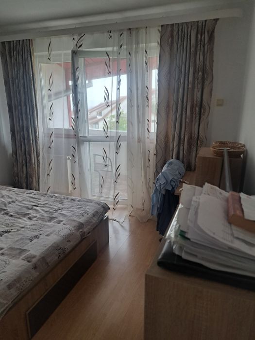 Apartament în bloc tip vila