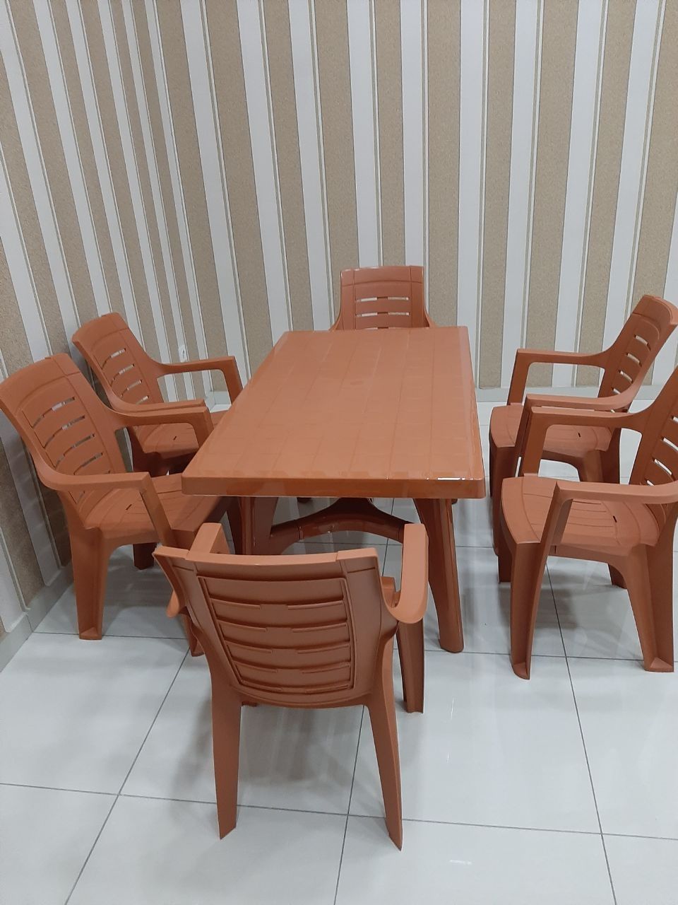 Пластик стол пластмас стол со стульями комплект