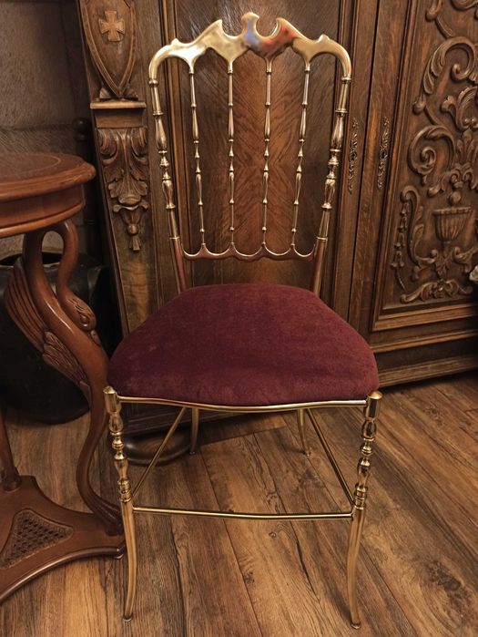 Месингов стол Chiavari