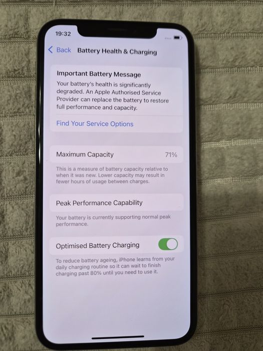 IPhone xs- бял / 64 Gb