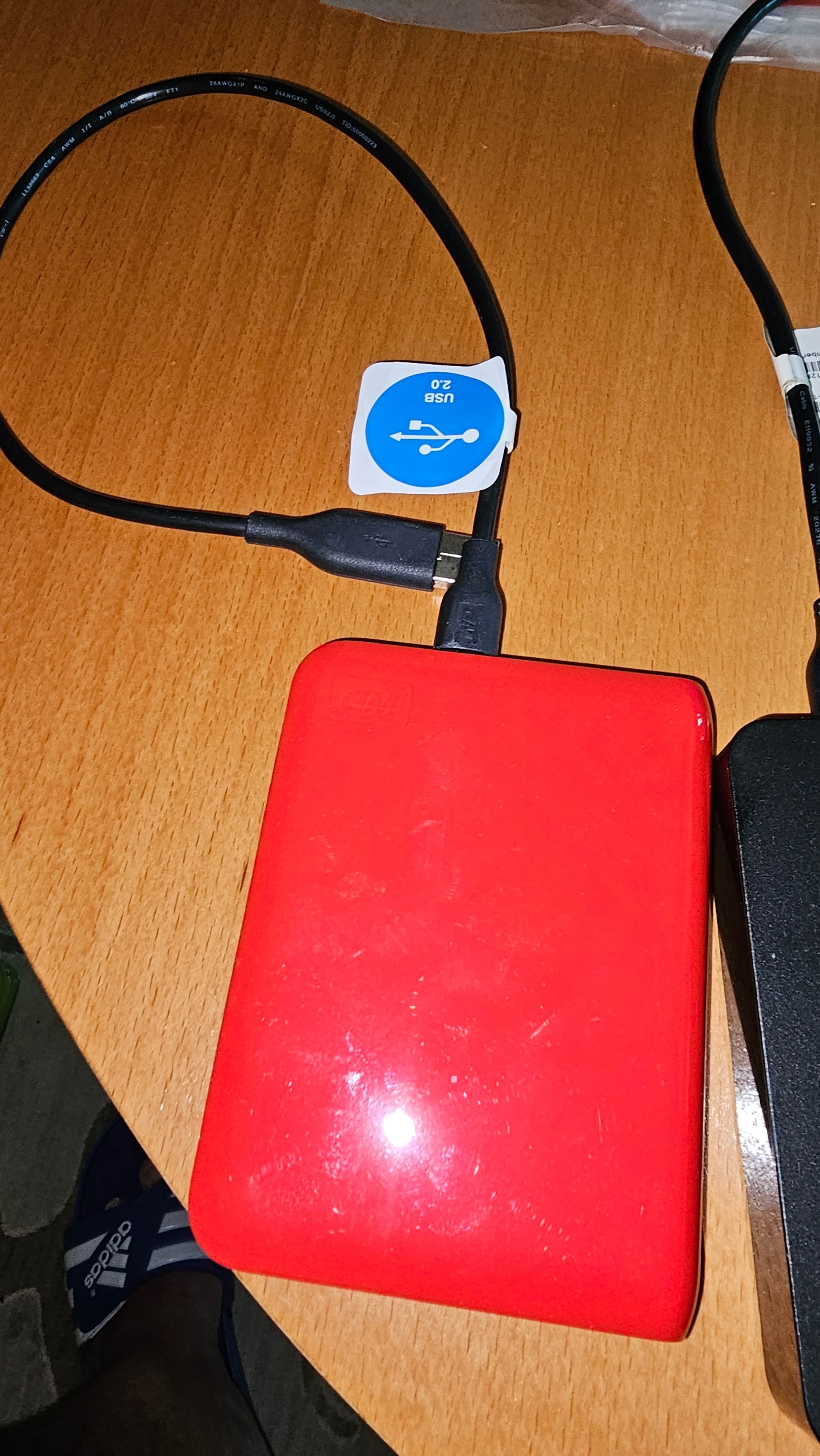 Външни хард дискове WD 320 GB и 500 GB