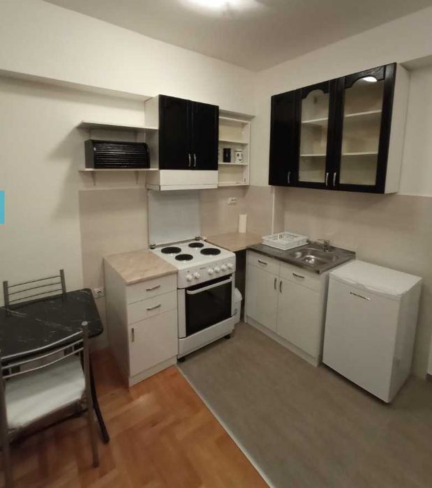 Дава се под наем Едностаен апартамент в Пловдив, Изгрев - 45 кв.м за 178.5 € - Снимка #3